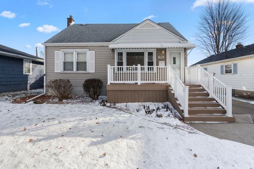 7345 Woodmar Ave, Hammond, IN, 46323-2614 | Card Image