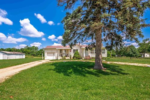 740 E Powers St, Albany, IN, 47320-1374 | Card Image