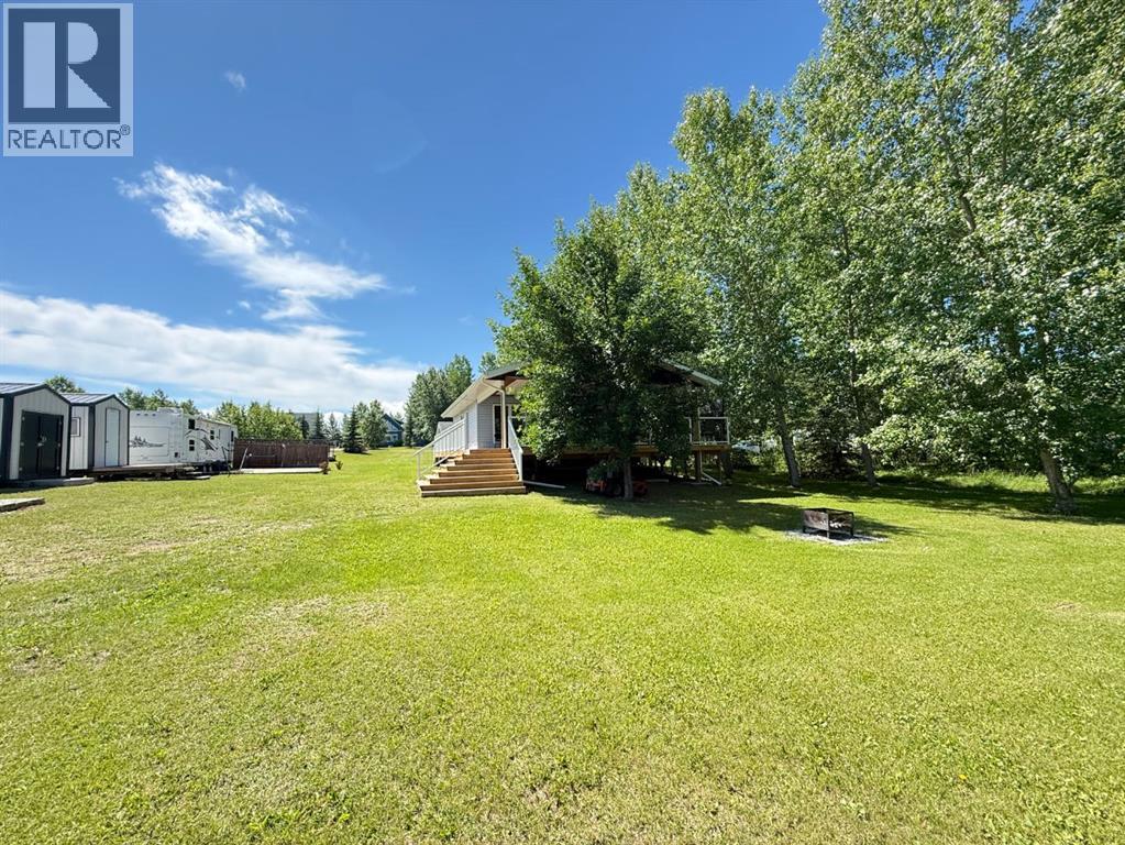 Residential in Lac Des Iles 2