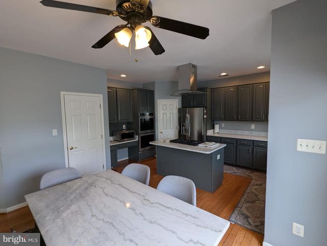 9871 Upper Mill Loop, House other with 5 bedrooms, 4 bathrooms and null parking in BRISTOW VA | Image 18