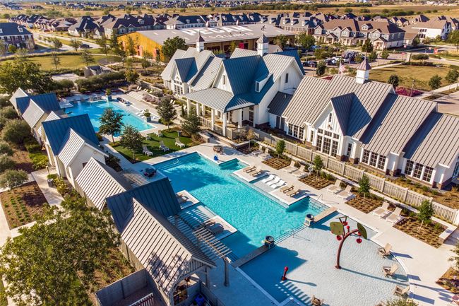 Located just behind Jackson Hall are two expansive pools and a splash area, serving as your family’s cool retreat from the heat. | Image 29