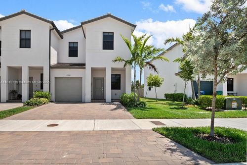 13132 Sw 234th Ter, Homestead, FL, 33032-9244 | Card Image