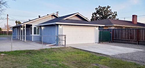 24 Church St, Modesto, CA, 95357-0207 | Card Image