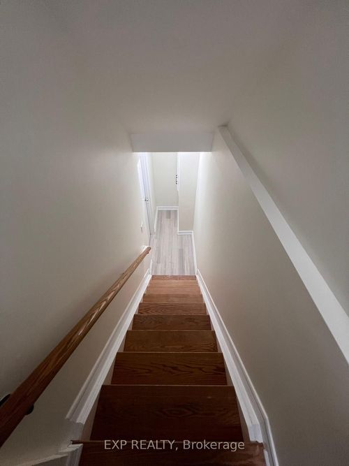 bsmt-938 Wrenwood Dr, Oshawa, ON, L1K0Y1 | Card Image