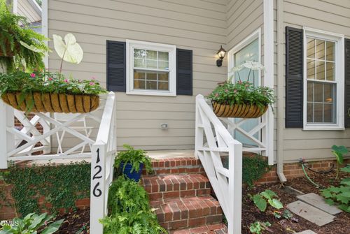 126 Wythe Cir, Raleigh, NC, 27615-6226 | Card Image