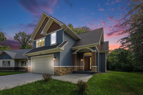 2965 Kimberley Rd, Ann Arbor, MI, 48104-6456 | Card Image
