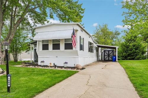 1565 Guenevere St, Streetsboro, OH, 44241-5025 | Card Image