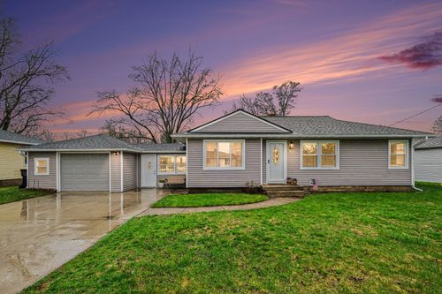 5057 Blaine Ave Se, Kentwood, MI, 49508-4703 | Card Image