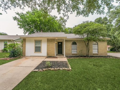 905 Hawthorne Dr, Allen, TX, 75002-4018 | Card Image