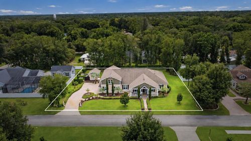 251 W Delaware Ave, LAKE HELEN, FL, 32744-2951 | Card Image