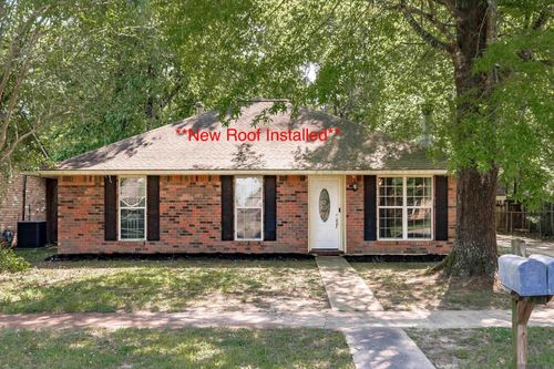 2011 Hoyt Dr, Baton Rouge, LA, 70816-3380 | Card Image