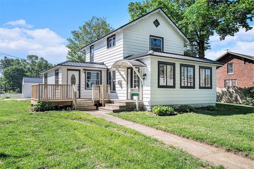 160 W 4th St, Constantine, MI, 49042-1116 | Card Image