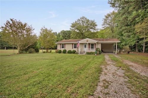 8482 Broad Marsh Ln, Hayes, VA, 23072-4507 | Card Image