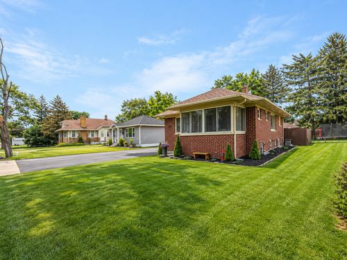 1518 Hosmer St, Joliet, IL, 60435-4046 | Card Image