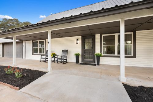 1218 County Road 132b, Kingsland, TX, 78639-3949 | Card Image