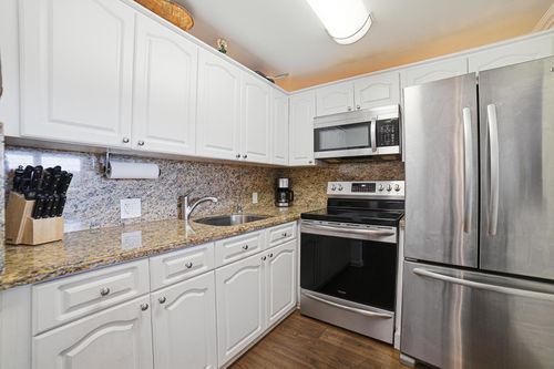 482 Fanshaw L, Boca Raton, FL, 33434-3062 | Card Image