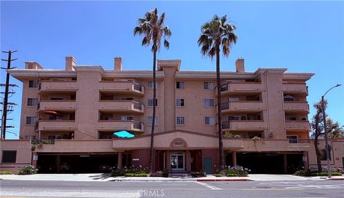 11410 Brookshire Ave, Downey, CA, 90241-5000 | Card Image