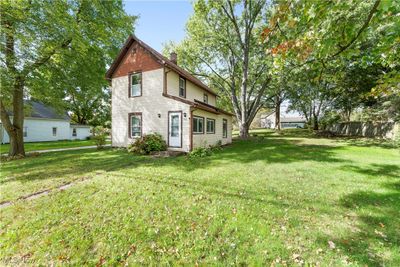 885 W Nimisila Road, House other with 2 bedrooms, 1 bathrooms and null parking in New Franklin OH | Image 2