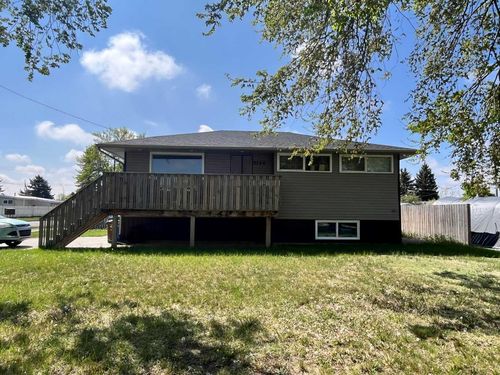 5124 42 Avenue, Taber, AB, T1G1X3 | Card Image