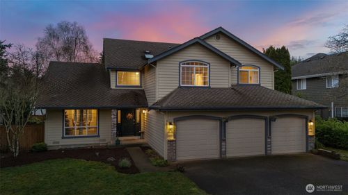 3807 17th Avenue Ct Nw, Gig Harbor, WA, 98335-1671 | Card Image