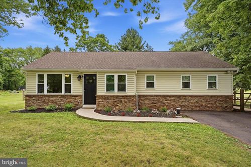 383 Bethel Church Rd, SPRING CITY, PA, 19475-9658 | Card Image