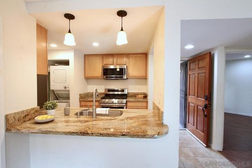 3021 Golden Oak Way, Spring Valley, CA, 91978 | Card Image