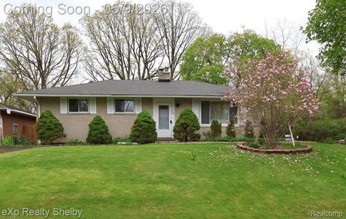 719 Sheryl Dr, Waterford, MI, 48328-2365 | Card Image