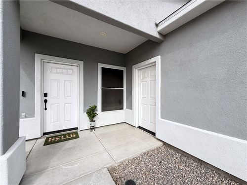 1373 Verde Dr, Bullhead City, AZ, 86442-6672 | Card Image