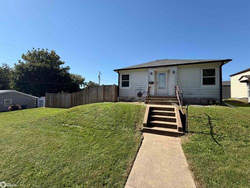 329 N Plane Street, Burlington, IA, 52601 | Card Image