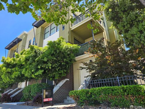 1107 66th St, Oakland, CA, 94608-1133 | Card Image