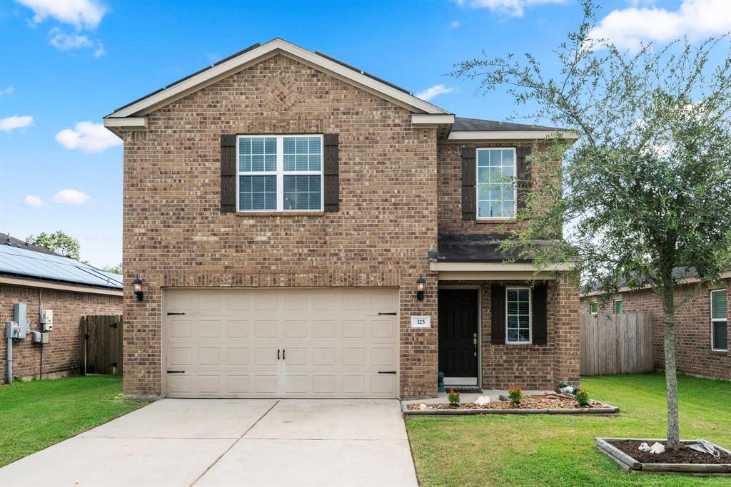 Hawks View Dr, LA Marque, TX 77568