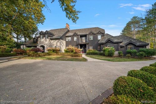 3701 Northwood, West Bloomfield, MI, 48324-2944 | Card Image