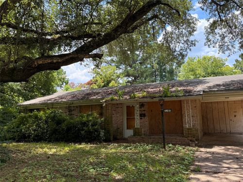 3205 Lilac Ln, Shreveport, LA, 71108-4835 | Card Image