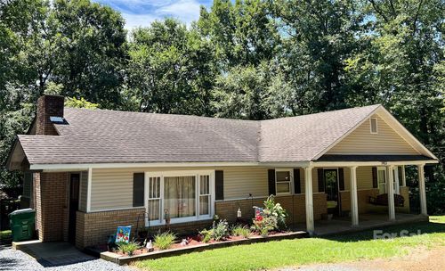 1423 Wiscassett St, Albemarle, NC, 28001-3147 | Card Image