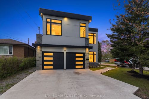1050 Edgeleigh Ave, Mississauga, ON, L5E2G1 | Card Image