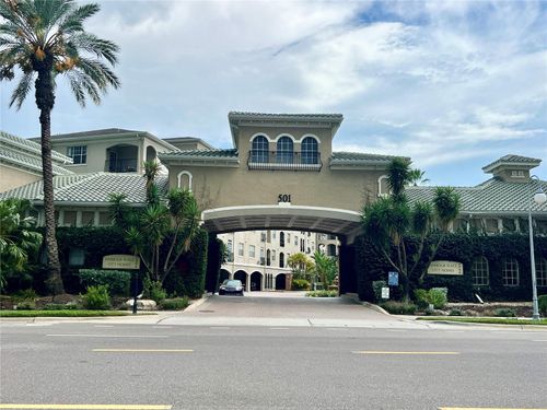 1330-501 Knights Run Ave, Tampa, FL, 33602-5945 | Card Image