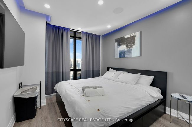 2308 - 3 Navy Wharf Crt, Condo with 3 bedrooms, 2 bathrooms and 1 parking in Toronto ON | Image 14