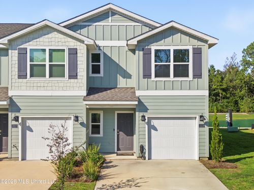 12219 Frazier Ln, Gulfport, MS, 39503-1016 | Card Image