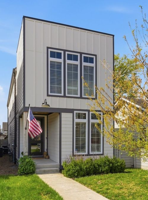 b-6215 New York Ave, Nashville, TN, 37209-1335 | Card Image