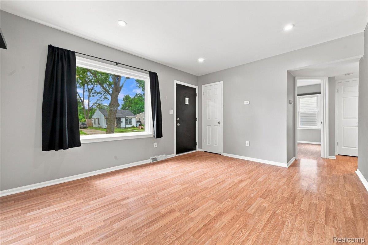Residential in Hazel Park 5