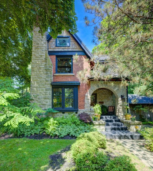 513 St Andrew St W, Fergus, ON, N1M1P4 | Card Image