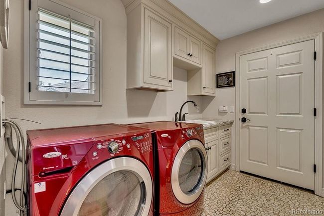Mud/Laundry Rom | Image 36