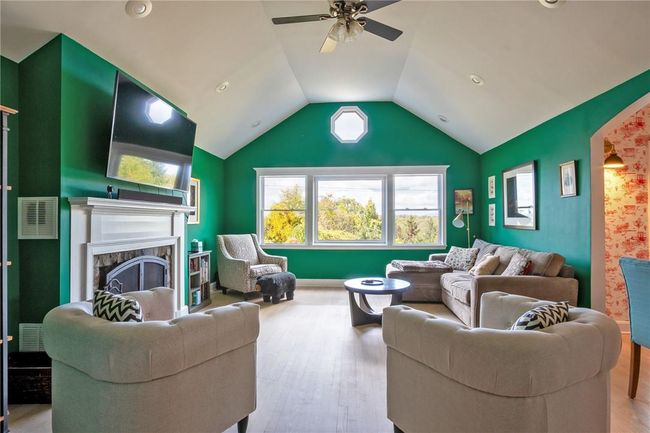 Living room , picture window to the west with mountain views and sunsets | Image 5