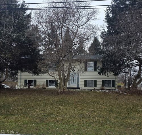 1267 Knickerbocker Cir, Ashtabula, OH, 44004-9667 | Card Image