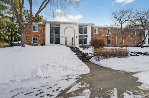 d-57 Golf Course Road, Madison, WI, 53704 | Card Image