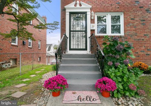 238 Jackson Ave, COLLINGDALE, PA, 19023-3403 | Card Image