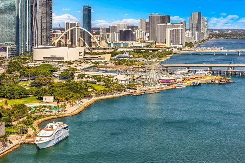 apt-3603-808 Brickell Key Dr, Miami, FL, 33131-2693 | Card Image