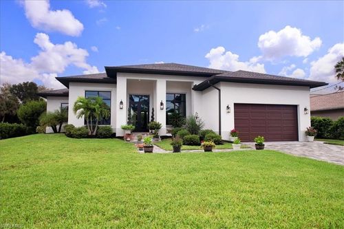 27025 Belle Rio Dr, BONITA SPRINGS, FL, 34135-4428 | Card Image