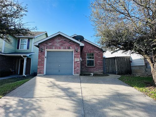 10749 Deauville Dr, Fort Worth, TX, 76108-4629 | Card Image