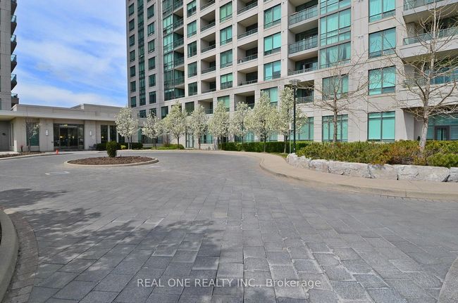 1203 - 88 Promenade Cir, Condo with 2 bedrooms, 1 bathrooms and 1 parking in Thornhill ON | Image 9